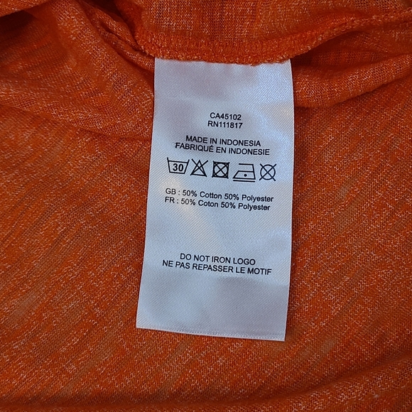 Bench Orange Graphic T-Shirt Womens Small NWT - Picture 4 of 8